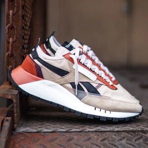 Reebok CL legacy ( stucco ) mens 7.5 w 9.
